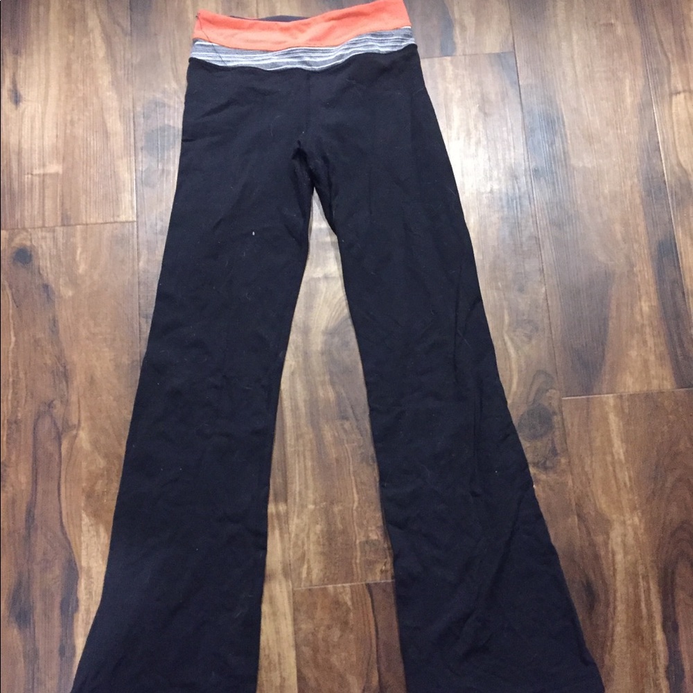 Lululemon pants size 2